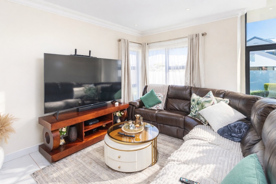 3 Bedroom Property for Sale in Melodie North West